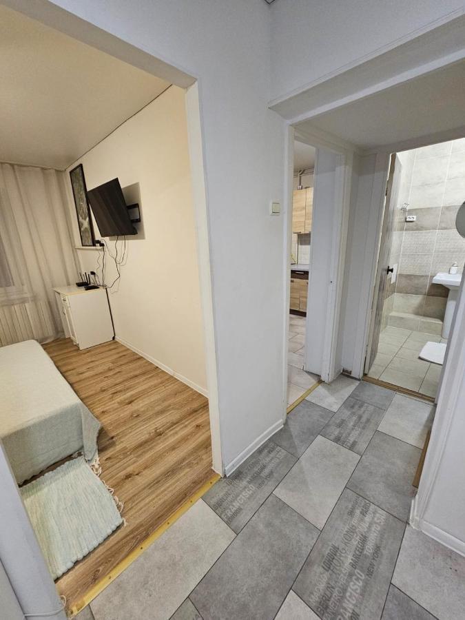 Apartment On Constantin Negruzzi Κισινάου Εξωτερικό φωτογραφία